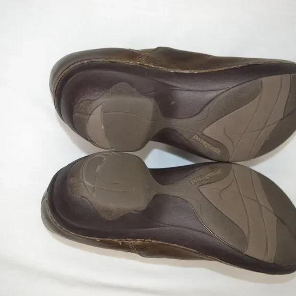 Patagonia Women's 7.5 Brown Leather Slip On Clogs - Picture 9 of 9